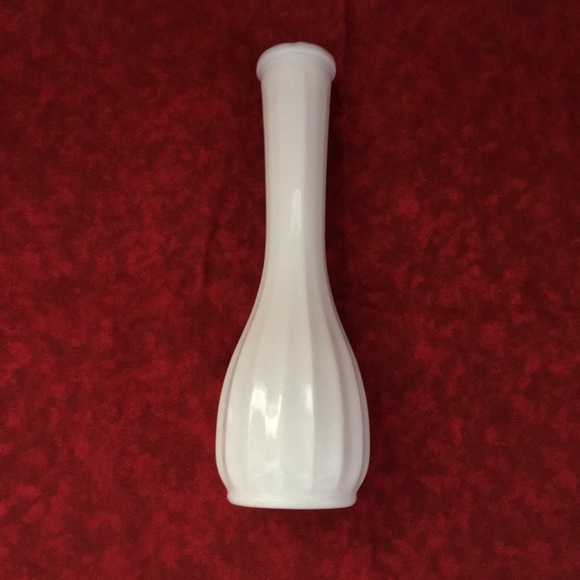 Vintage Farmhouse White Milkglass Vase - Picture 2 of 2